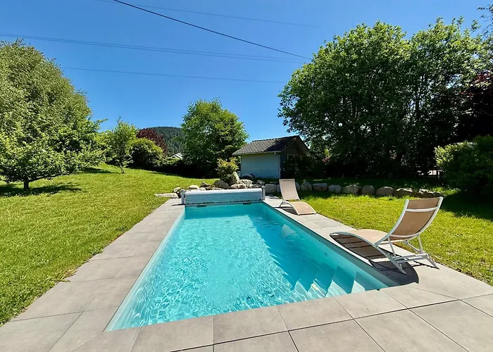 Prázdninový dům Le Jardin De Rose Et Capucine, Piscine Et Jardin Avec Terrasse Gérardmer