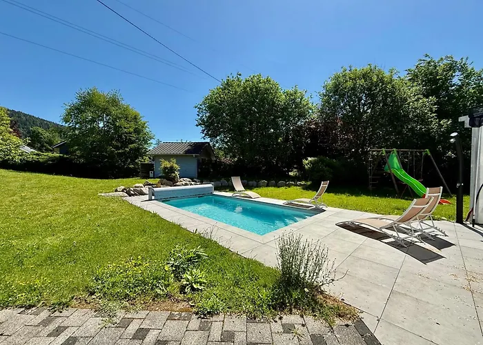 Prázdninový dům Le Jardin De Rose Et Capucine, Piscine Et Jardin Avec Terrasse Gérardmer